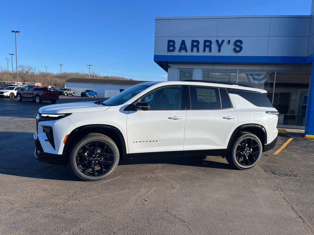 New 2026 Chevrolet Traverse RS image 2