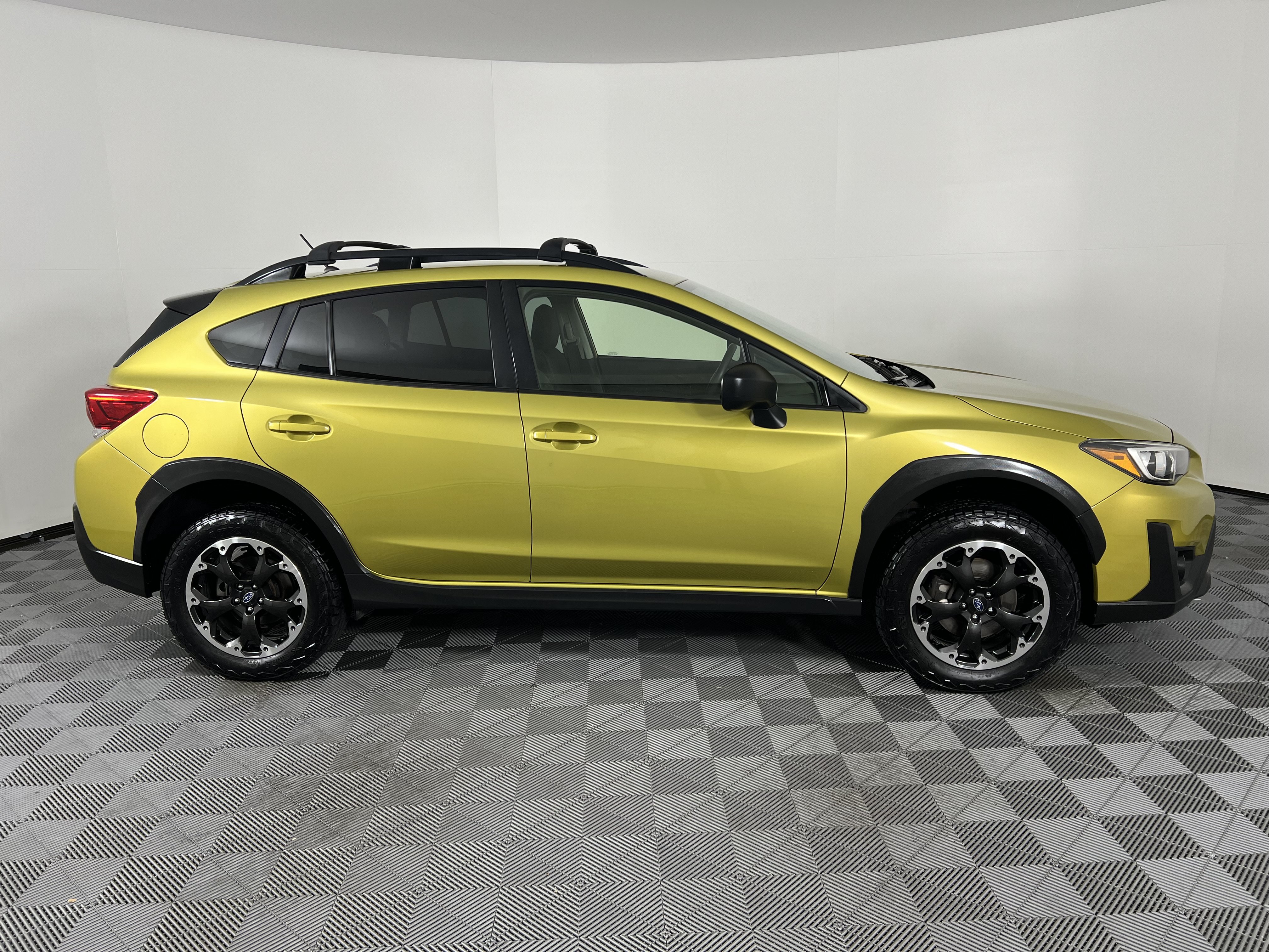 Used 2021 Subaru Crosstrek 2.0i AWD/4WD image 13