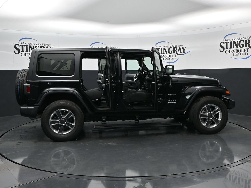 Used 2021 Jeep Wrangler Unlimited Sahara AWD/4WD image 36