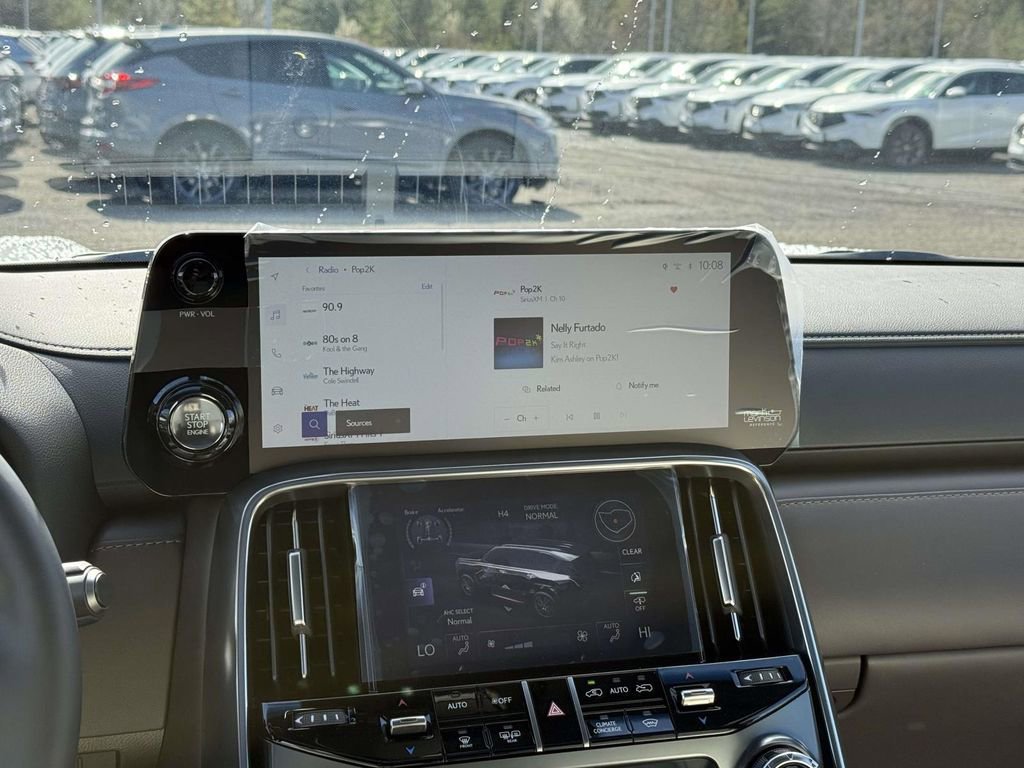 New 2026 Lexus LX 600 4WD w/ Luxury Package image 10