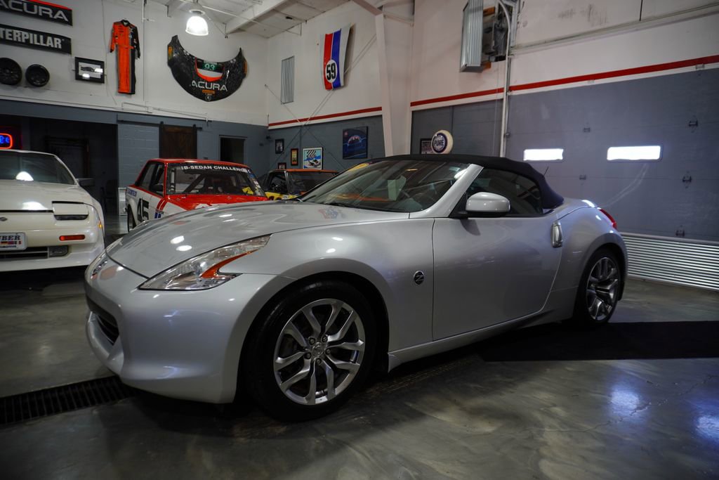 Used 2010 Nissan 370Z Touring