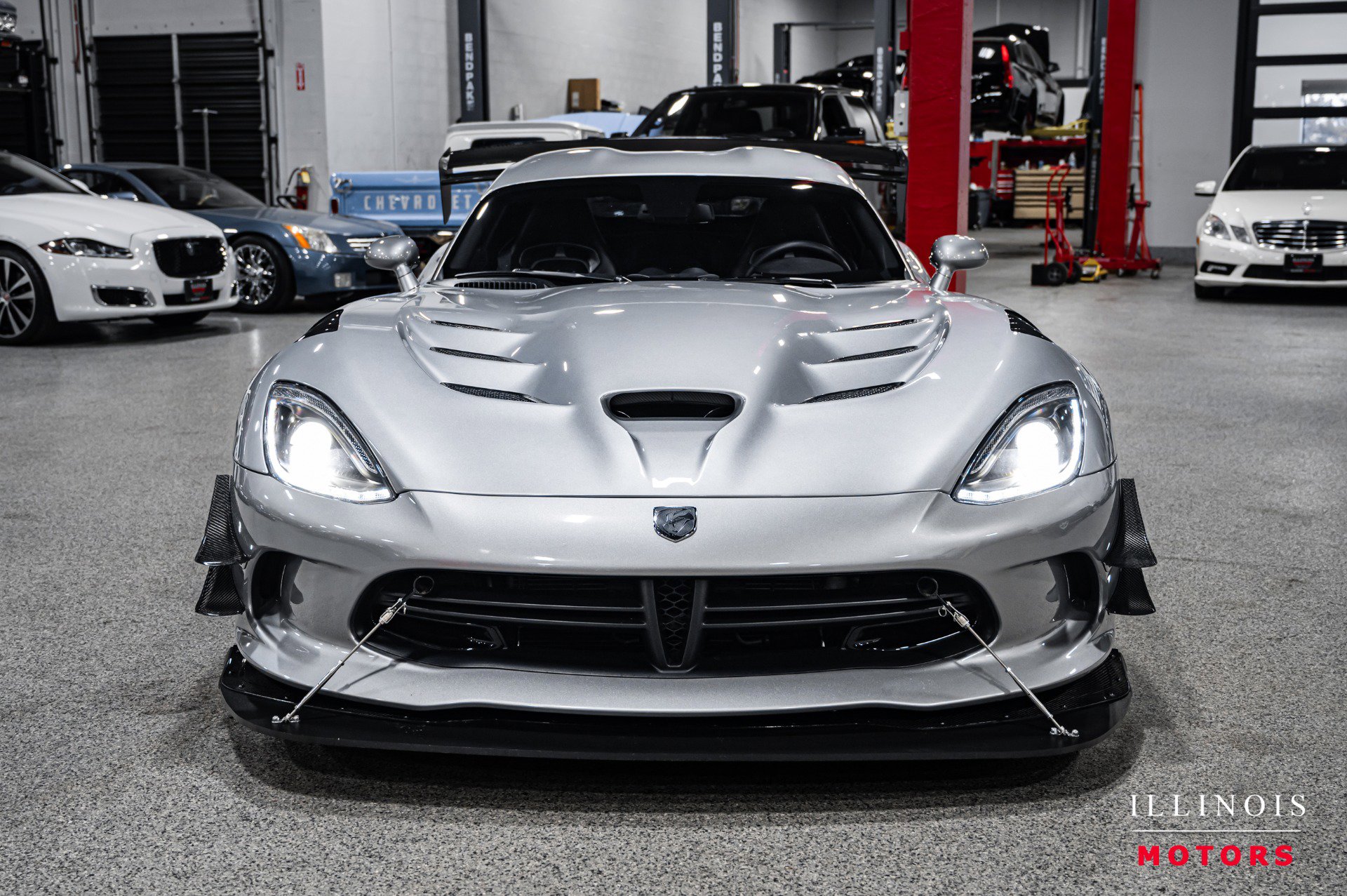 Used 2015 Dodge Viper SRT-10 image 9