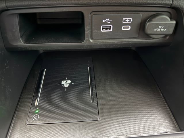 Used 2025 Honda Pilot Touring image 19