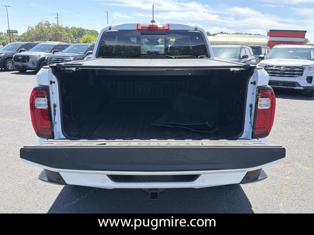 Used 2025 GMC Canyon Denali AWD/4WD image 18