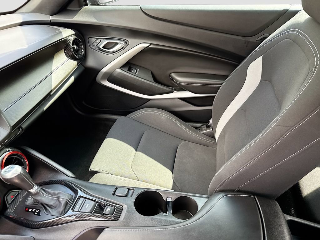 Used 2017 Chevrolet Camaro SS image 23