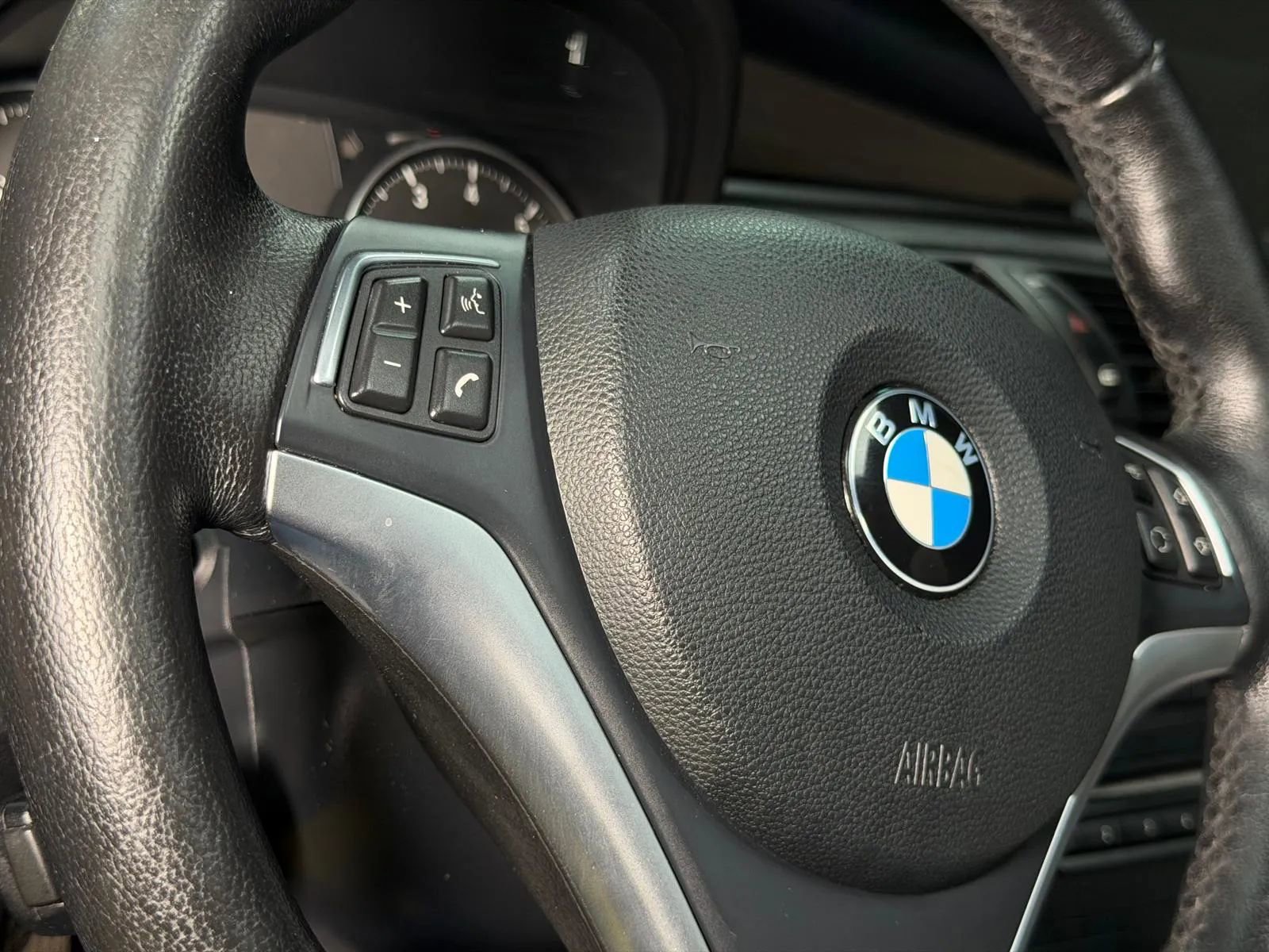 Used 2013 BMW 128i Convertible RWD image 24