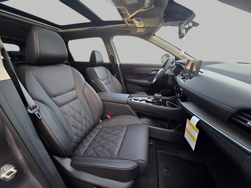 New 2026 Nissan Rogue Platinum w/ Platinum Premium Package image 14