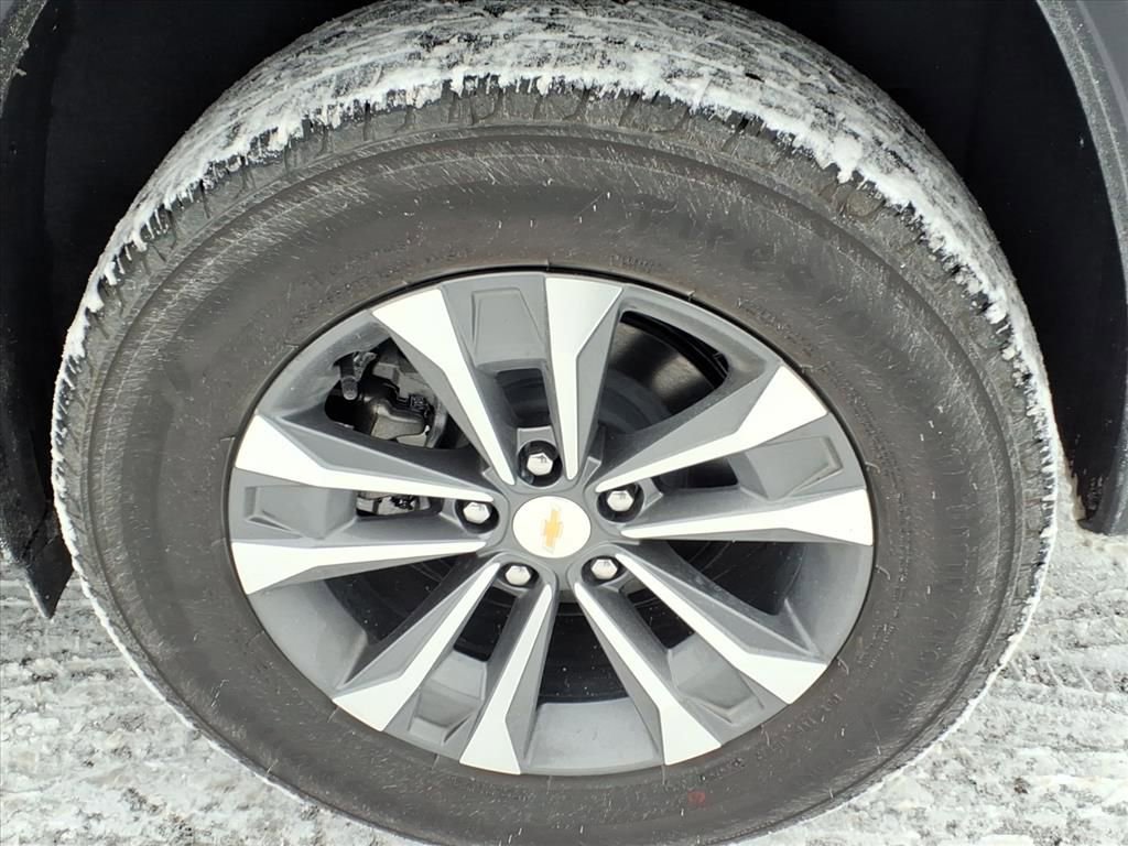 New 2026 Chevrolet Equinox LT w/ Convenience Package II image 7