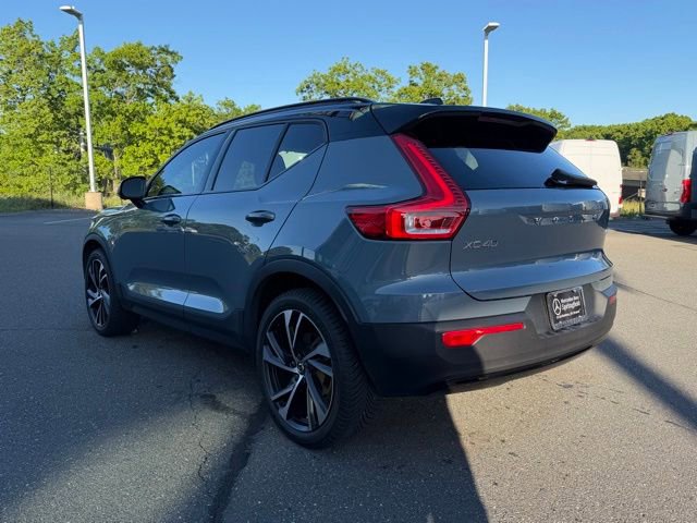 Used 2021 Volvo XC40 T5 R-Design w/ Advanced Package AWD/4WD image 5
