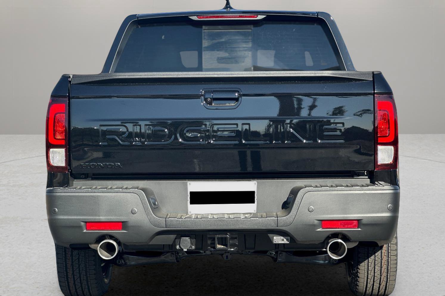 New 2026 Honda Ridgeline Black Edition image 4