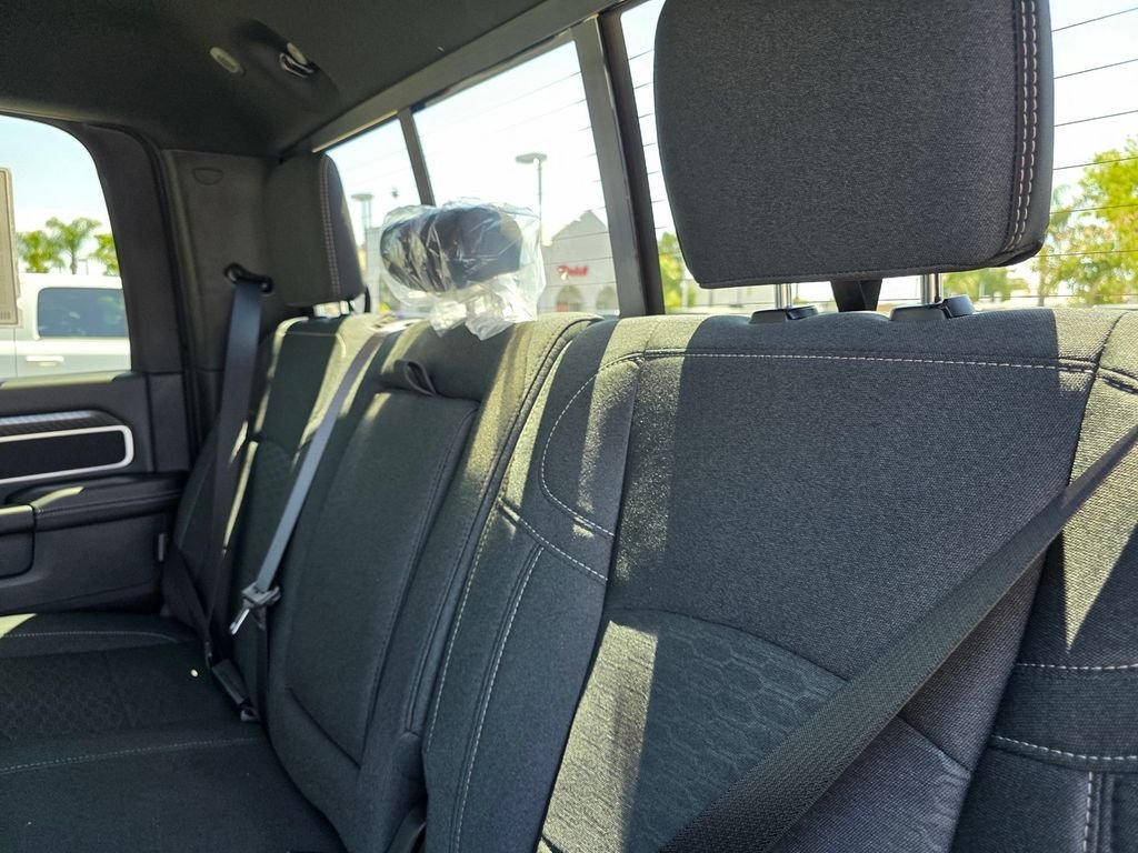 New 2026 RAM 2500 Big Horn AWD/4WD image 9