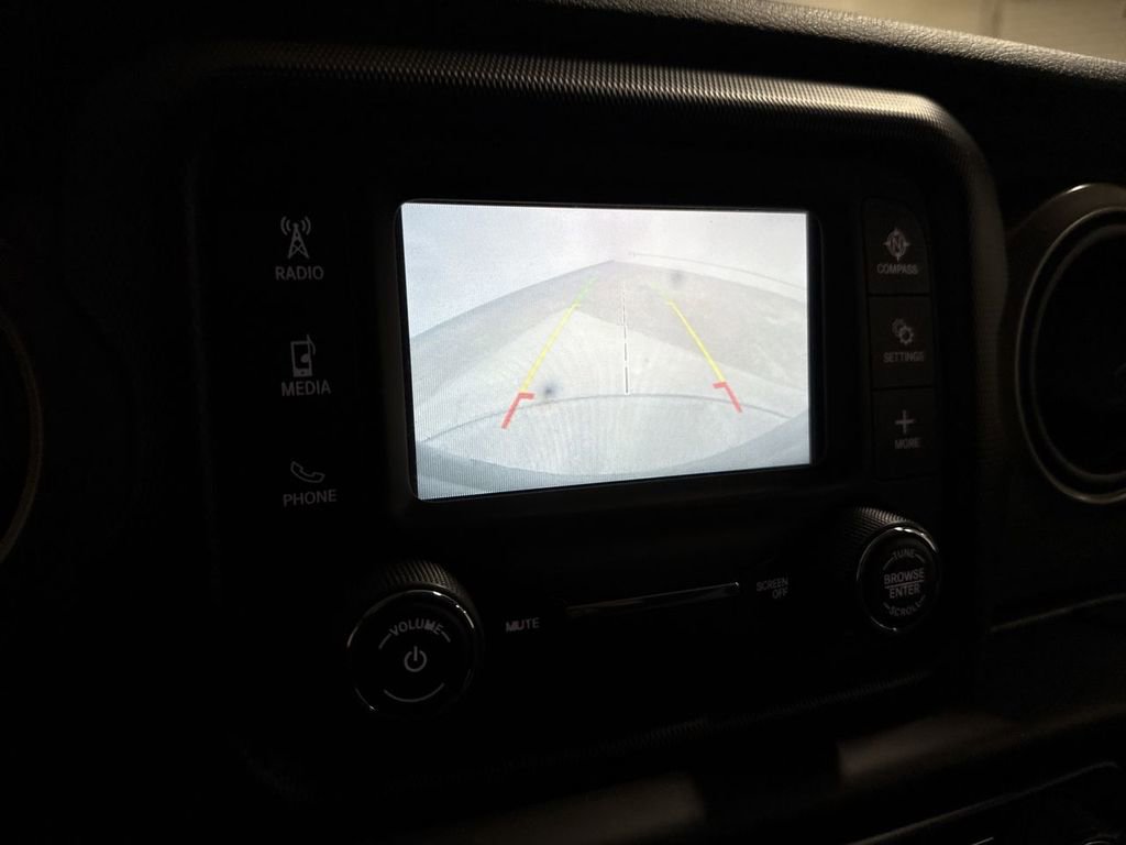 Used 2018 Jeep Wrangler Unlimited Sport S image 14