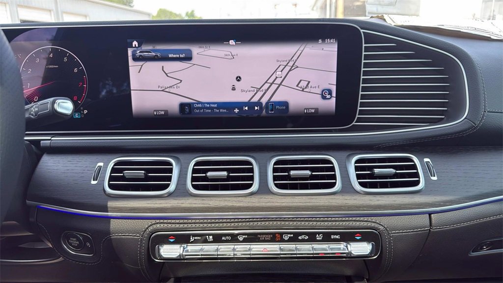 New 2025 Mercedes-Benz GLS 580 GLS  580 image 26