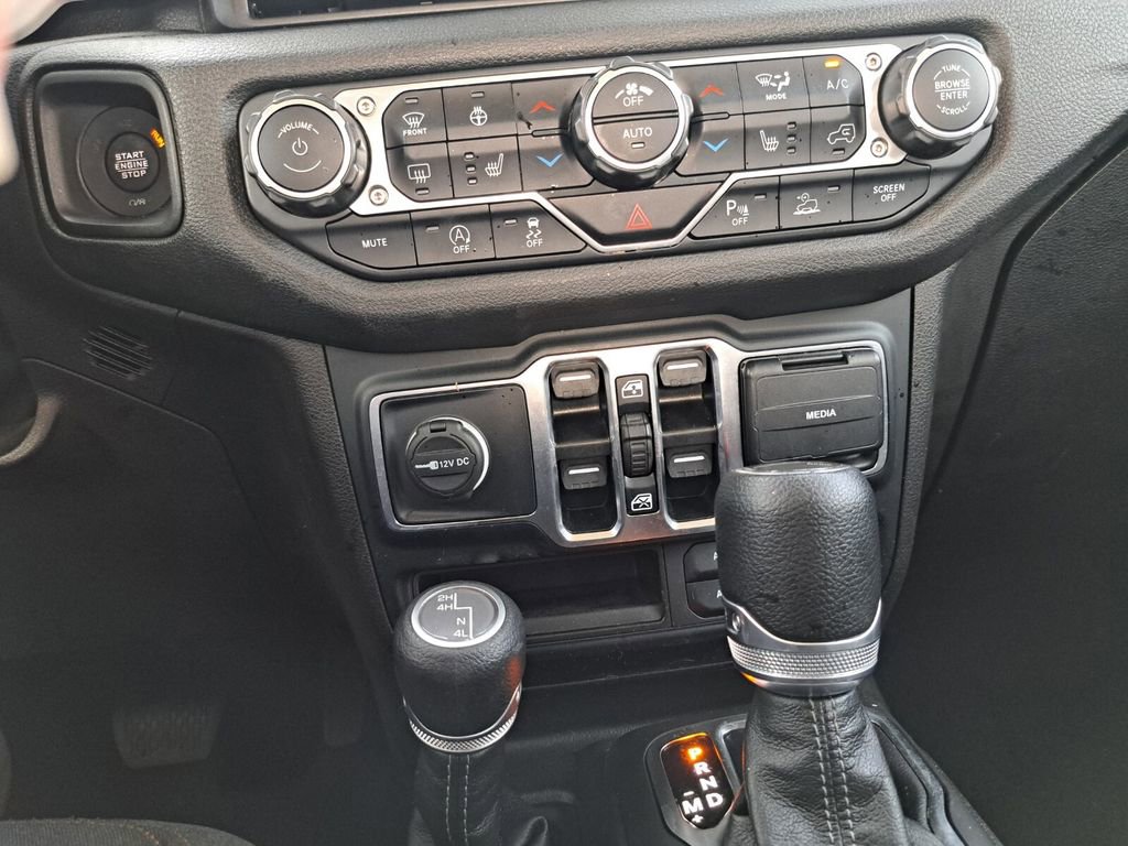 Used 2024 Jeep Gladiator Sport image 13