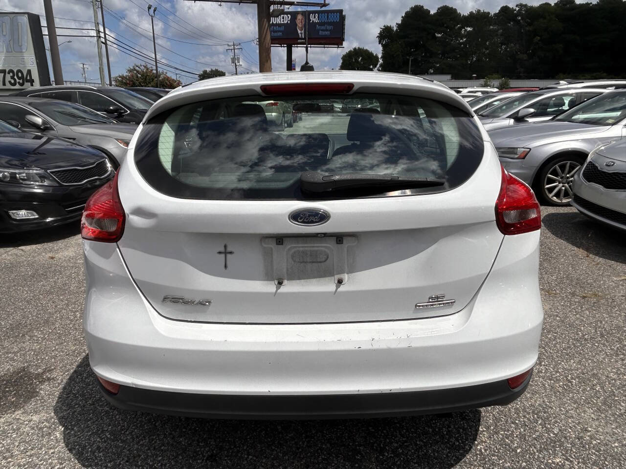 Used 2015 Ford Focus SE image 10