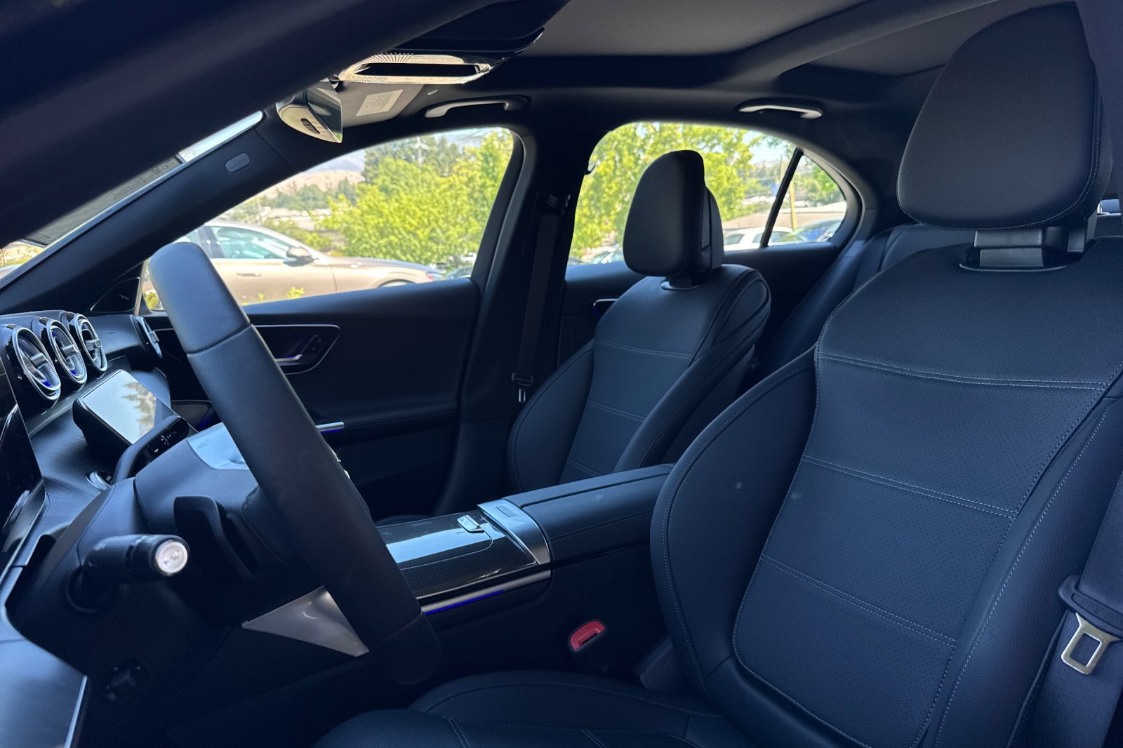 New 2025 Mercedes-Benz C 300 Sedan image 18