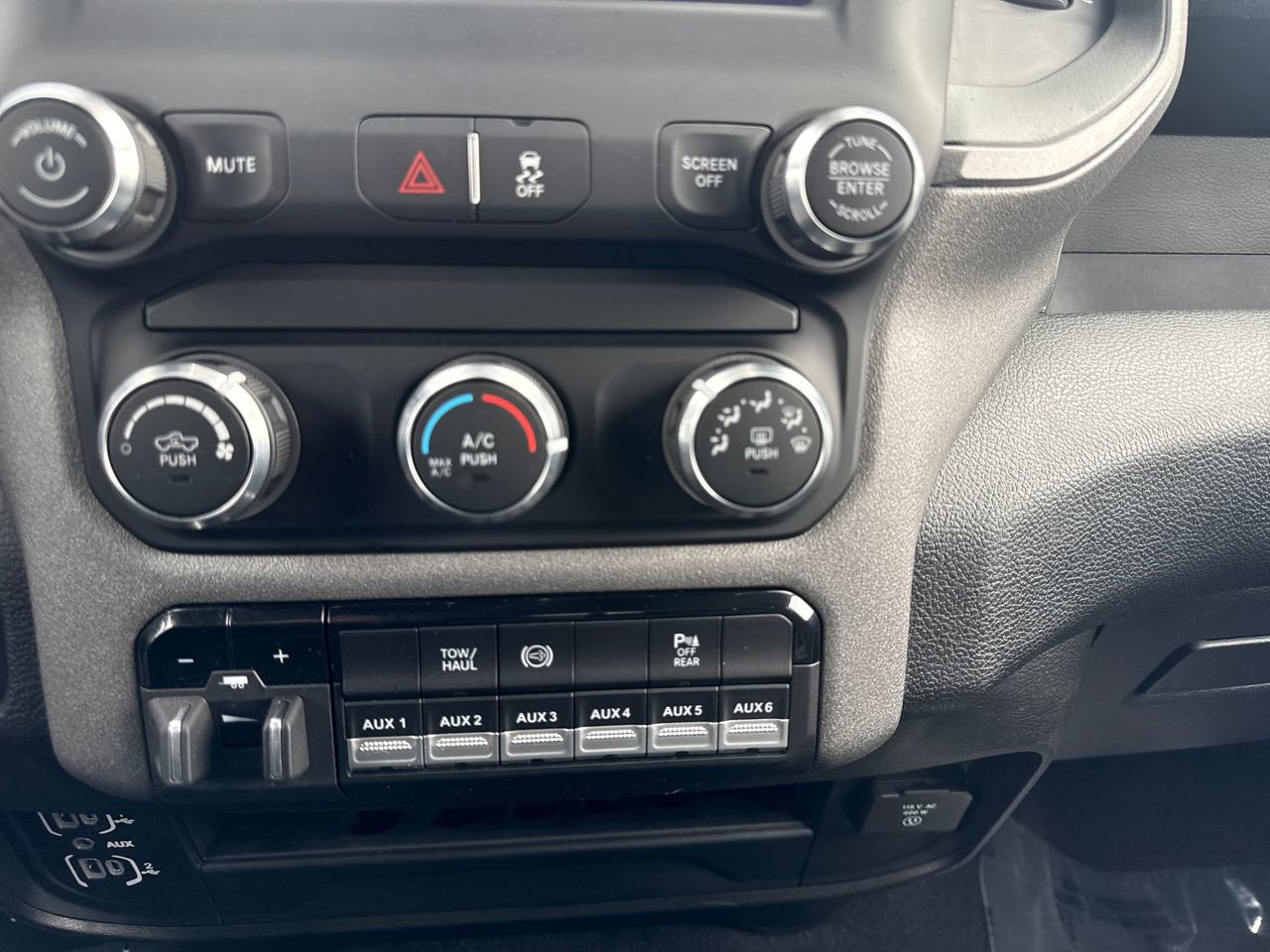 Used 2024 RAM 3500 Tradesman w/ Bed Utility Group image 22