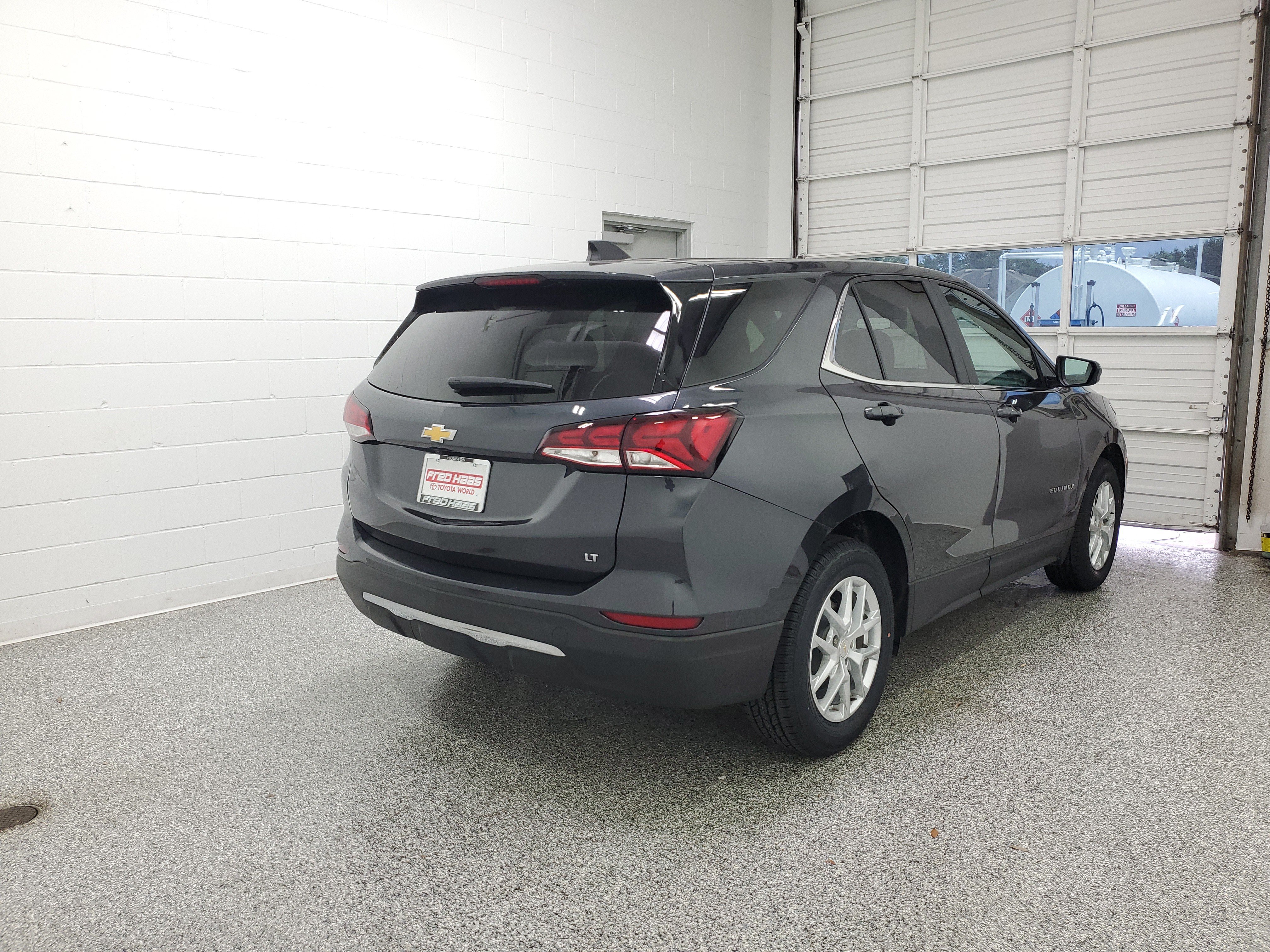 Used 2022 Chevrolet Equinox LT FWD image 6