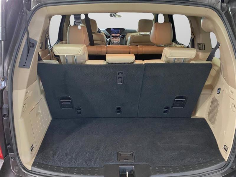 Used 2015 Honda Pilot Touring image 11