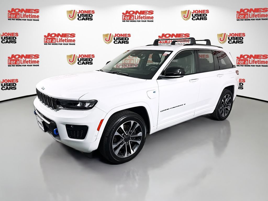 Used 2022 Jeep Grand Cherokee Overland AWD/4WD image 16