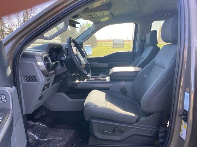 New 2025 Ford F150 XLT w/ Equipment Group 302A MID image 4