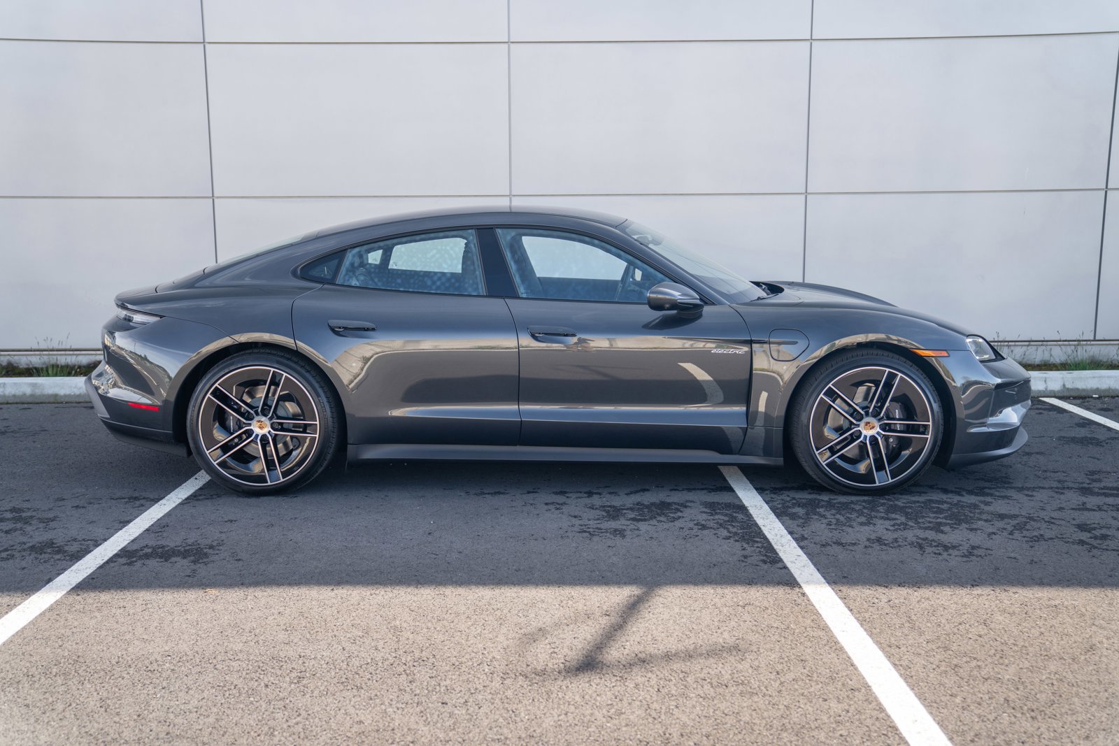 New 2026 Porsche Taycan AWD/4WD image 8