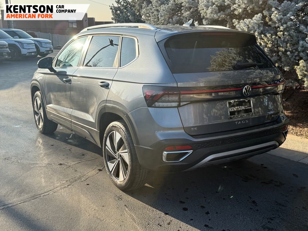 Used 2025 Volkswagen Taos SE image 6