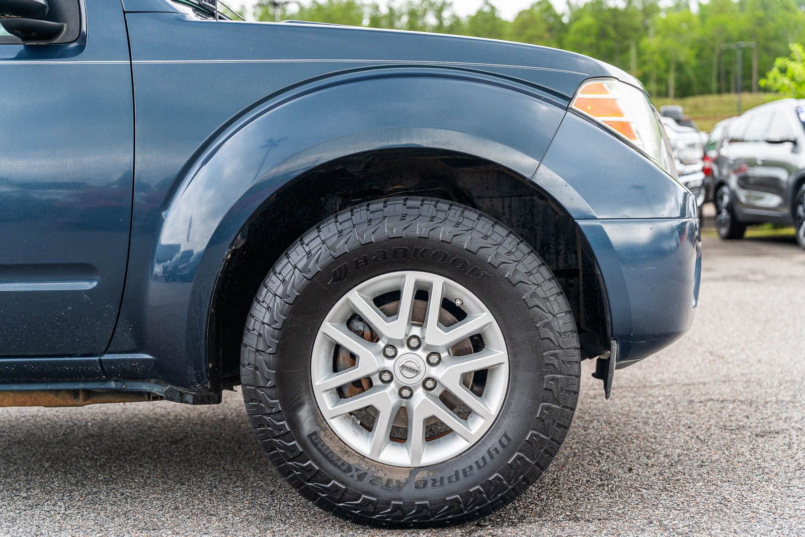 Used 2016 Nissan Frontier SV w/ SV Value Truck Package RWD image 9