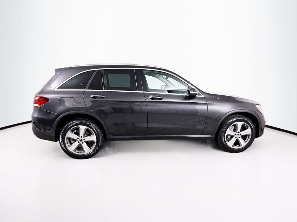 Used 2022 Mercedes-Benz GLC 300 image 4