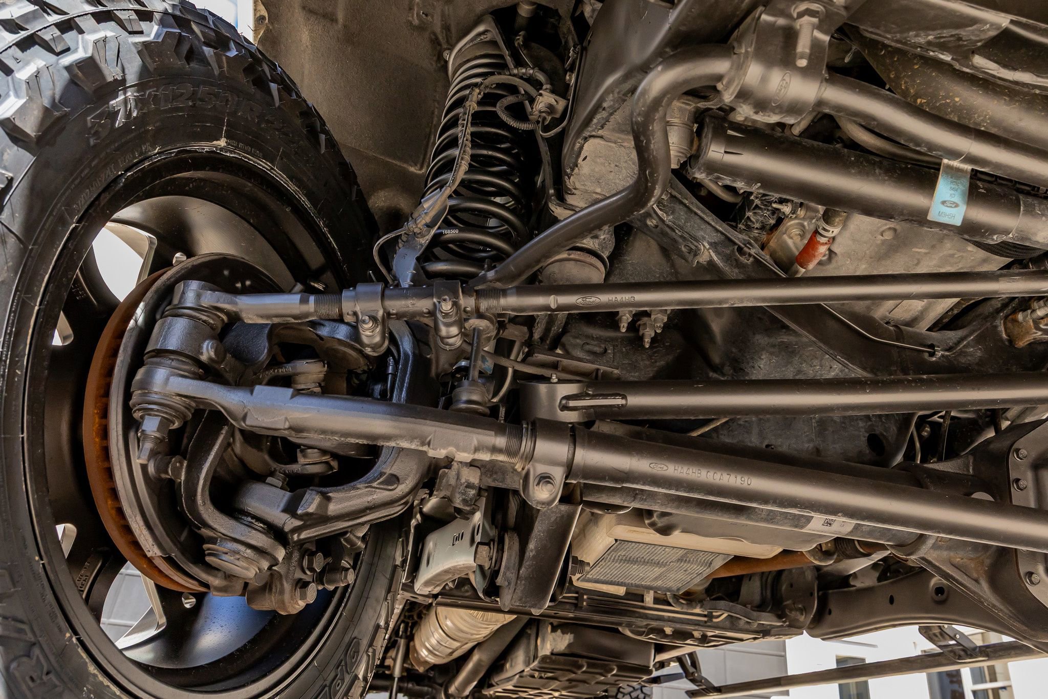 Used 2024 Ford F250 Limited w/ FX4 Off-Road Package image 14