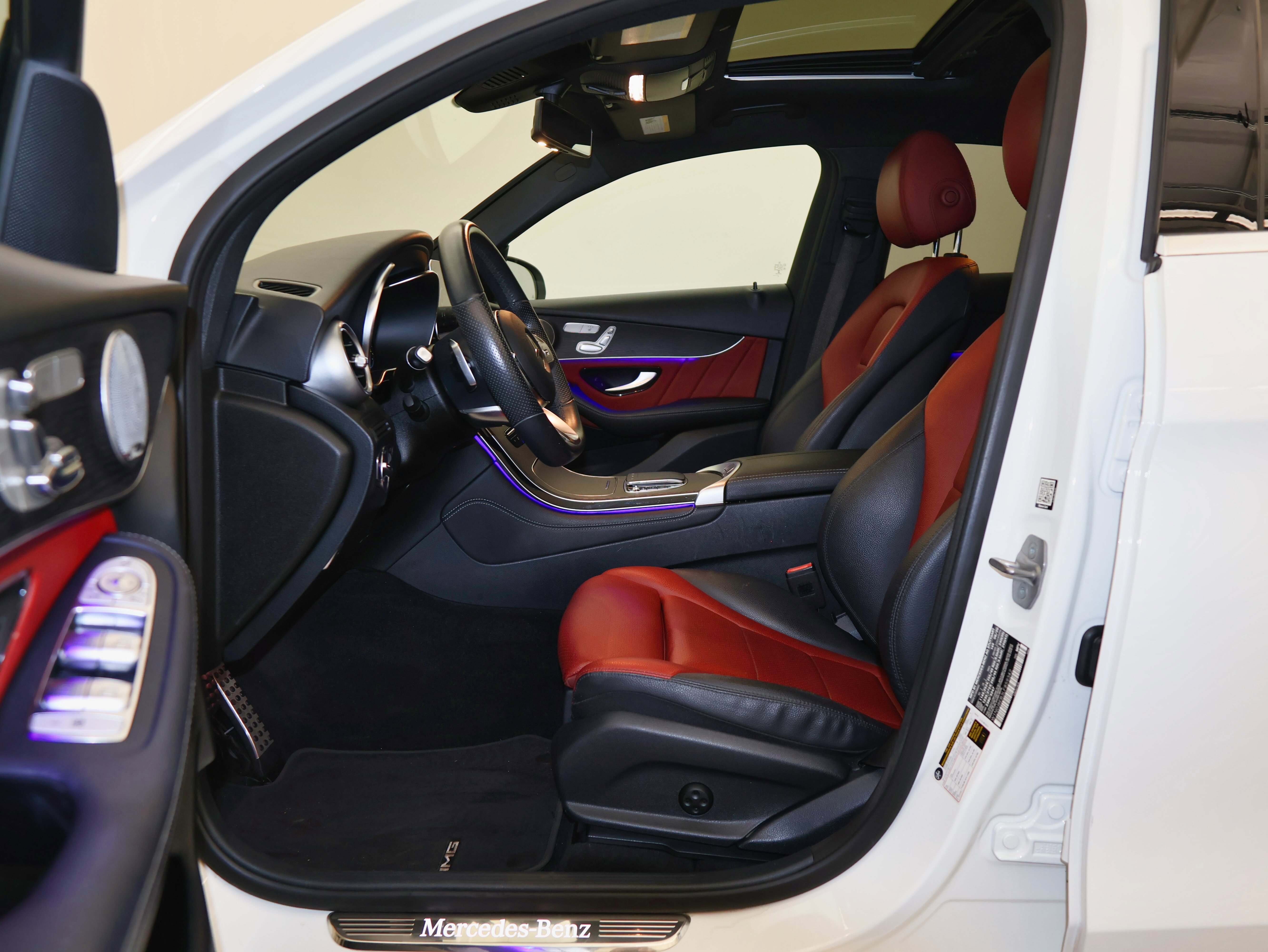 Used 2020 Mercedes-Benz GLC 300 4MATIC Coupe image 16