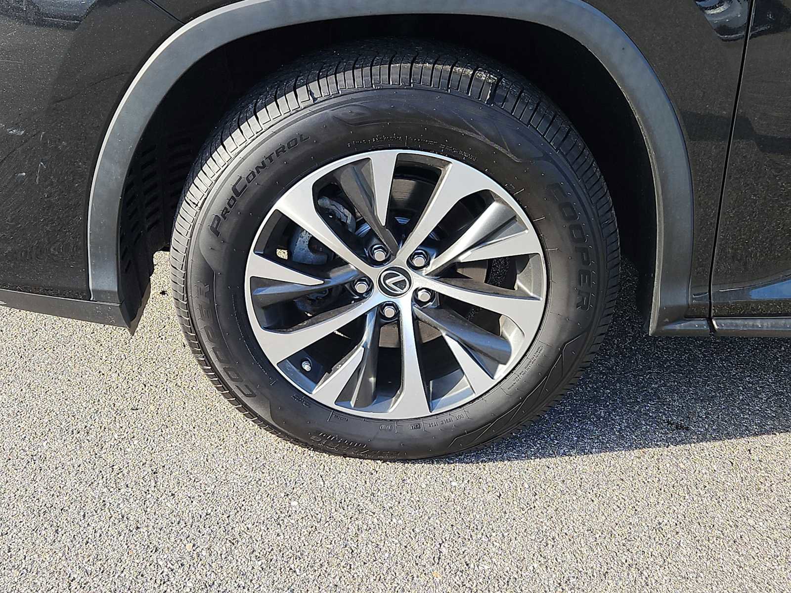 Used 2020 Lexus RX 350 AWD w/ Premium Package image 29