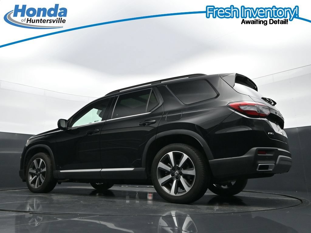 Used 2023 Honda Pilot Elite image 35
