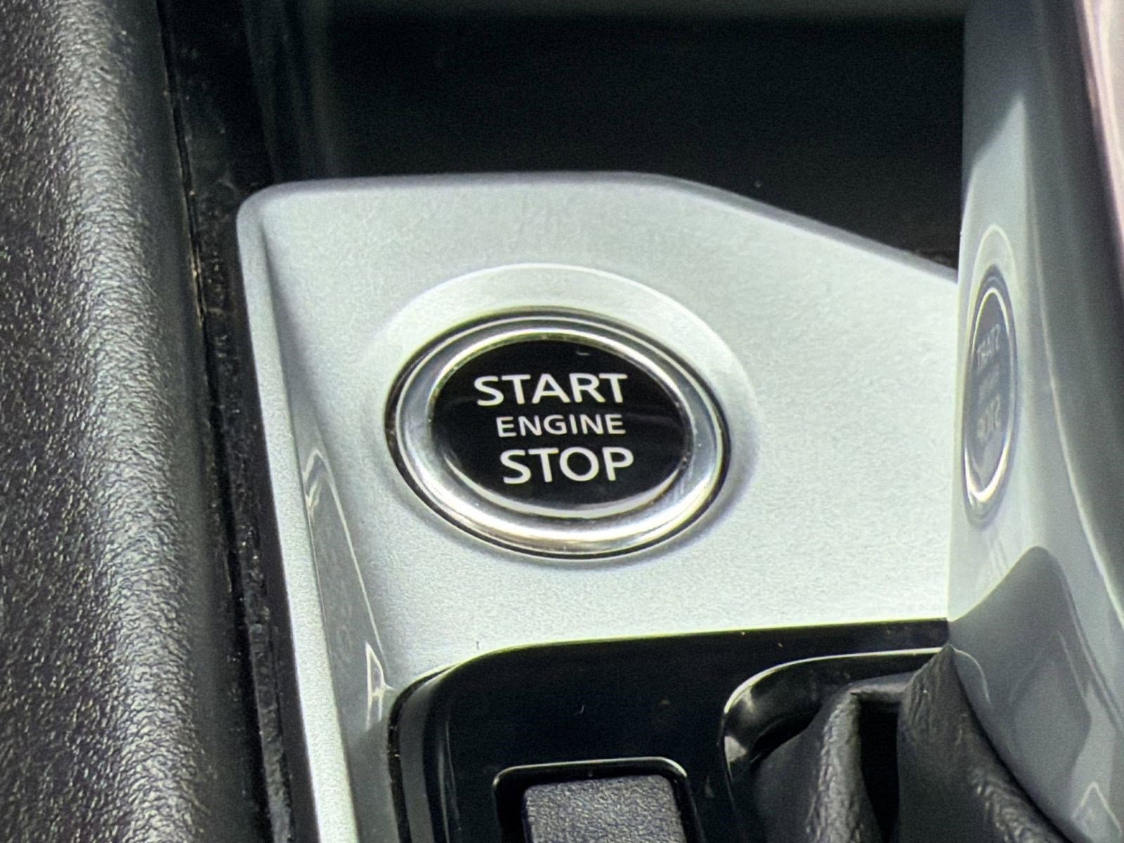 Used 2024 Nissan Altima 2.5 SV image 25