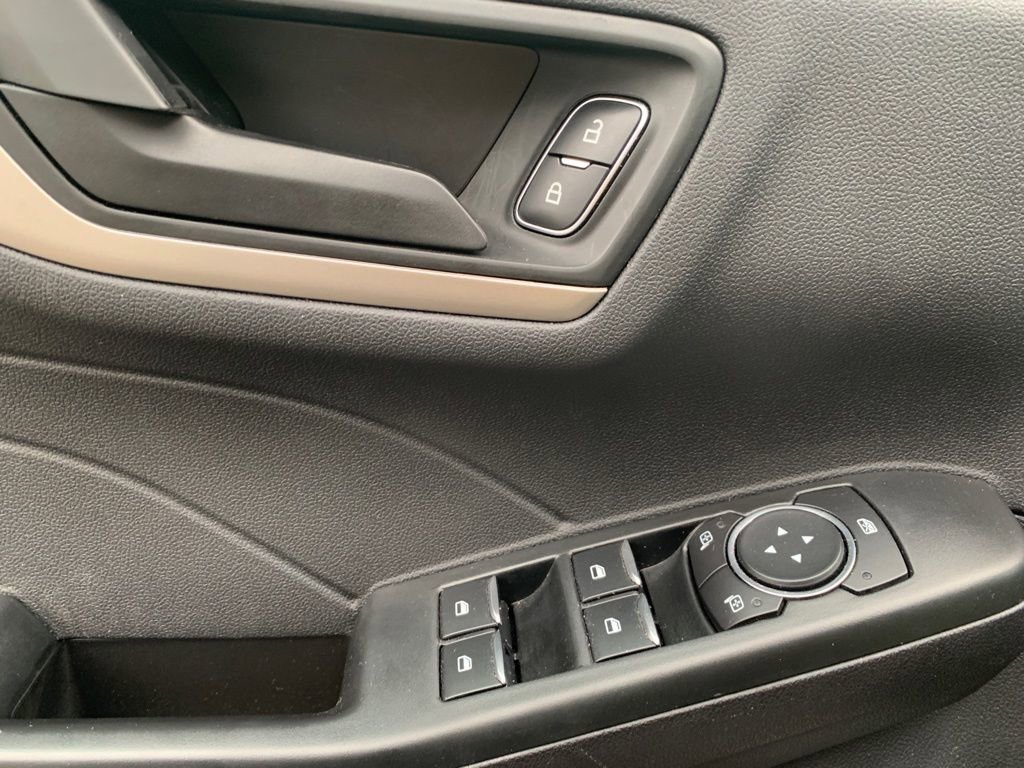 Certified 2022 Ford Escape SE w/ Convenience Package image 19