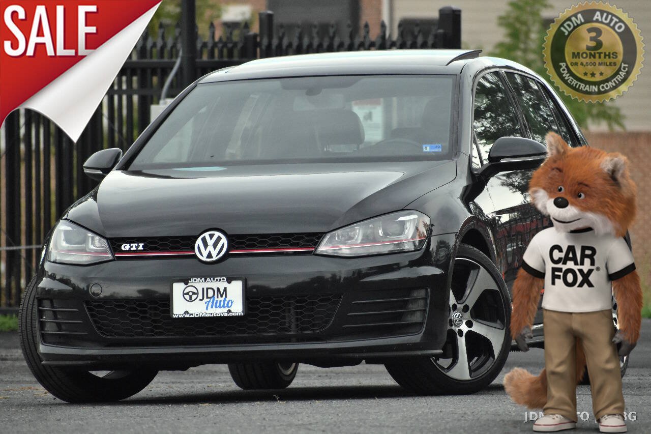 Used 2015 Volkswagen GTI SE FWD image 1