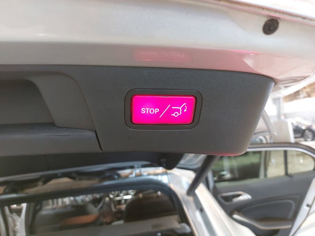 Used 2019 Mercedes-Benz GLA 250 image 14