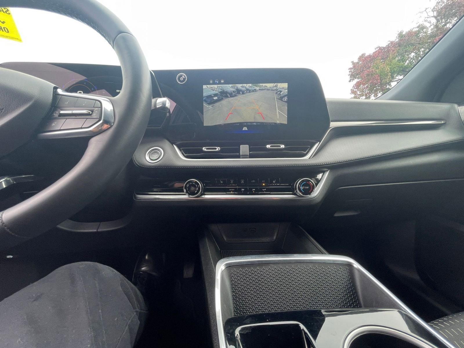 Used 2025 Chevrolet Equinox LT image 17