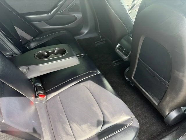 Used 2018 Tesla Model 3 Long Range RWD image 29