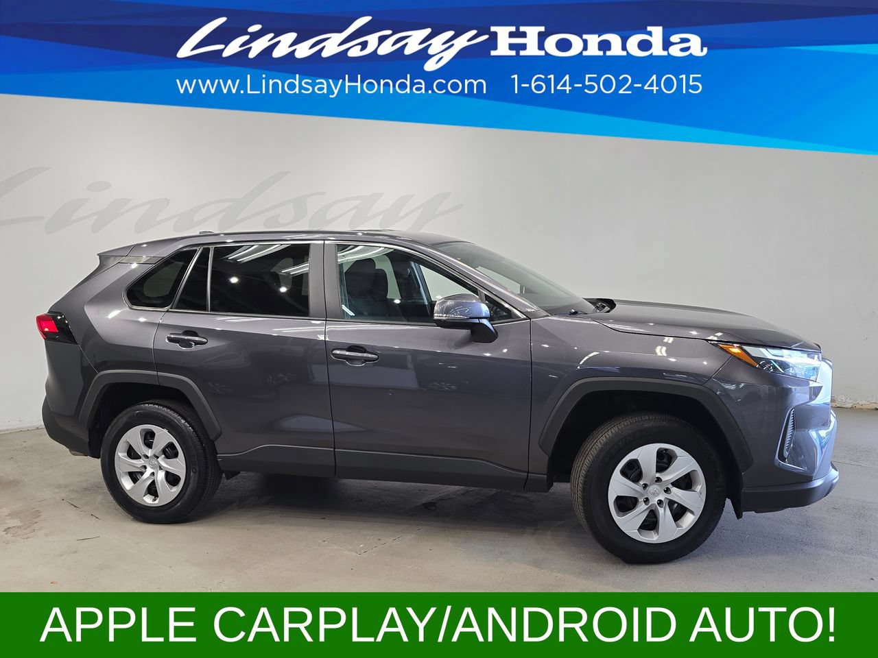 Used 2023 Toyota RAV4 LE FWD image 3