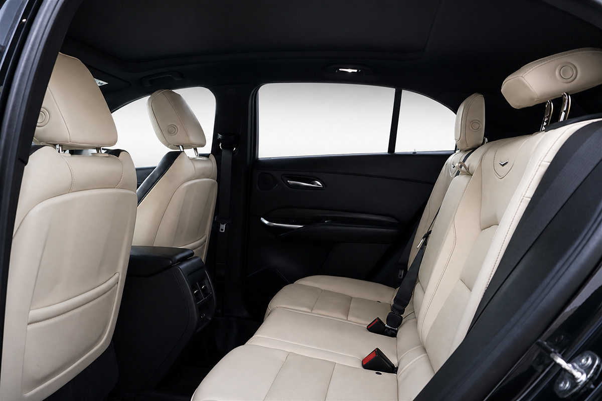 Used 2022 Cadillac XT4 Sport FWD image 17