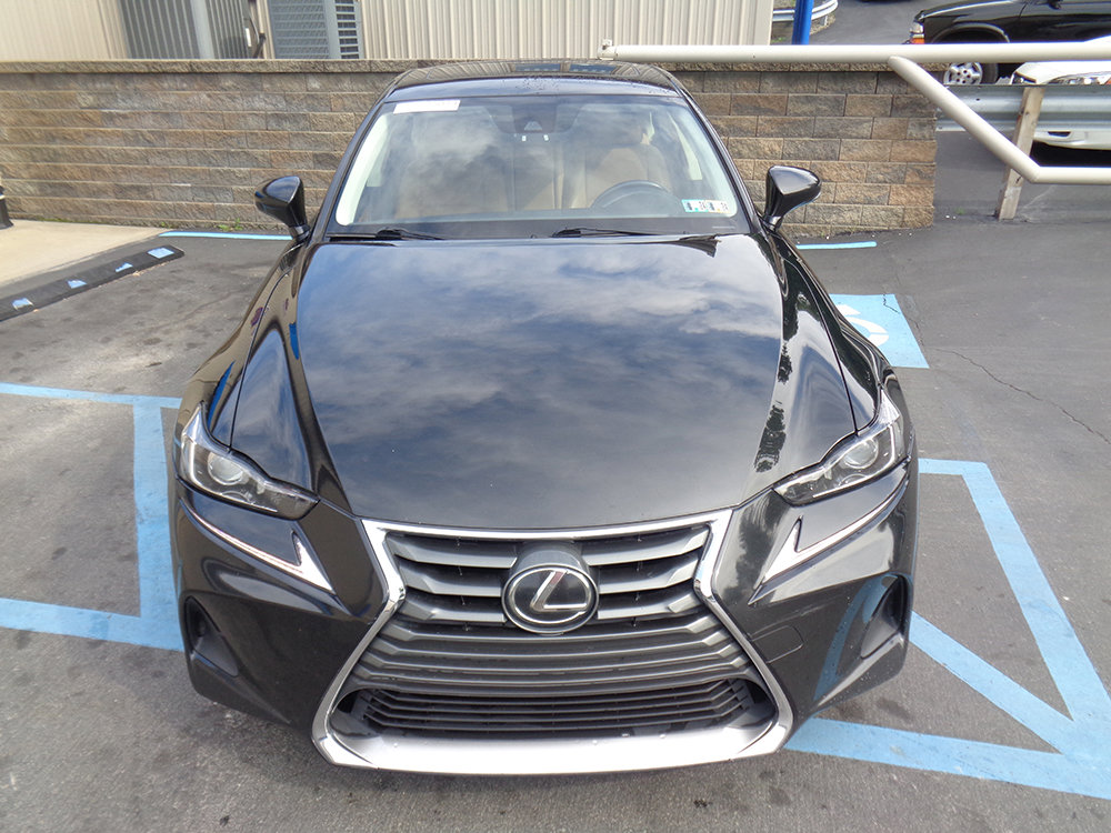 Used 2017 Lexus IS 300 AWD w/ Premium Package image 2