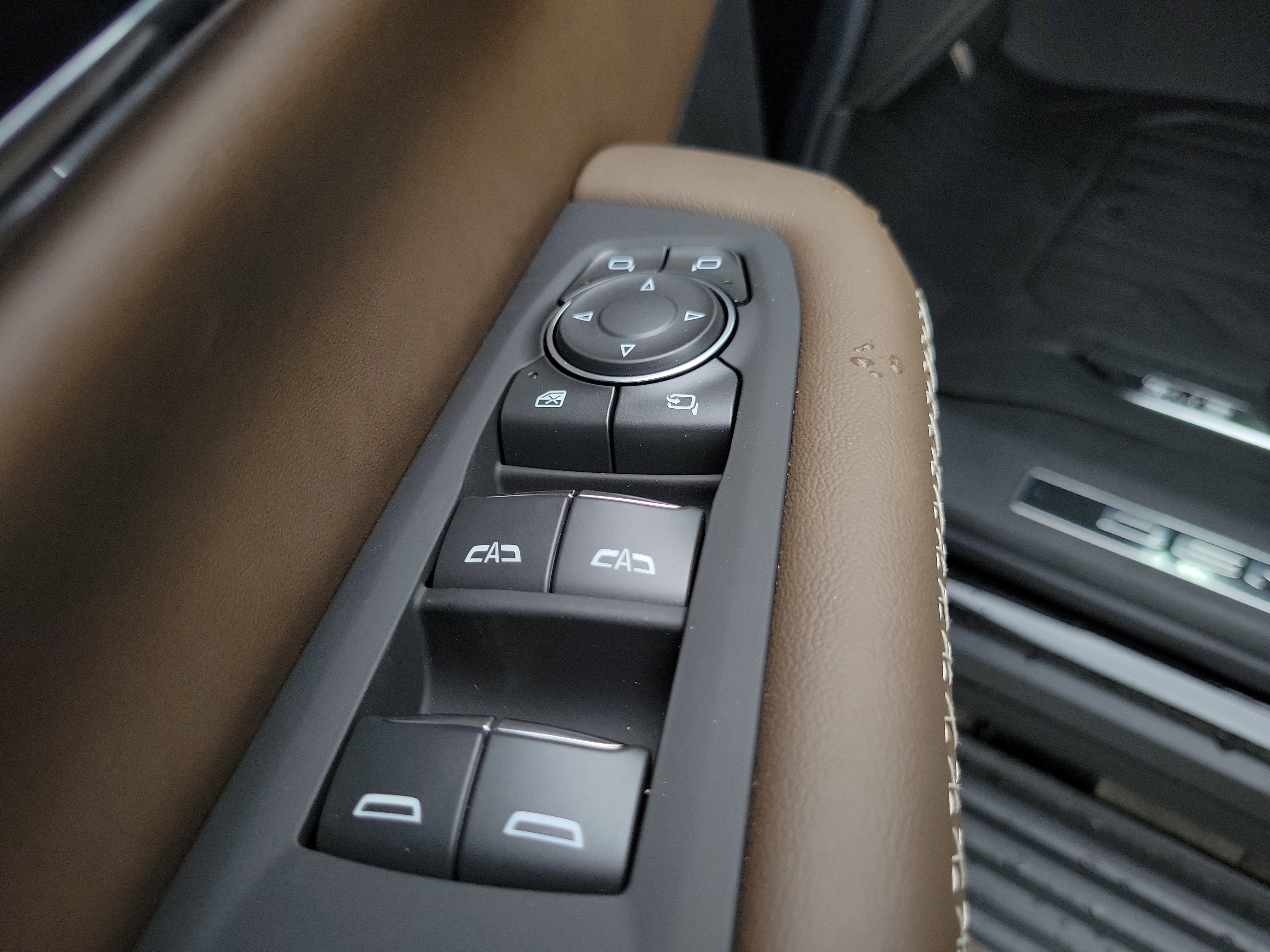 New 2026 GMC Yukon Denali Ultimate w/ LPO, Floor Liner Package AWD/4WD image 20