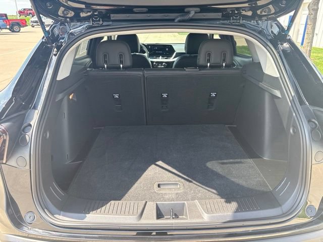 Used 2024 Chevrolet Trax LT w/ Driver Confidence Package FWD image 23