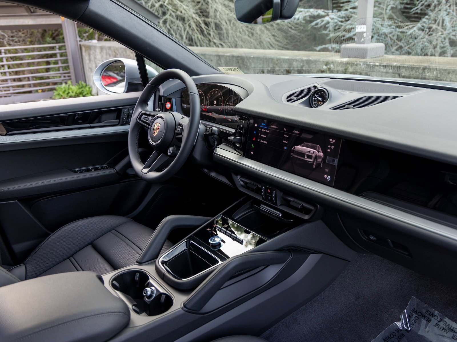 New 2026 Porsche Cayenne Coupe image 49