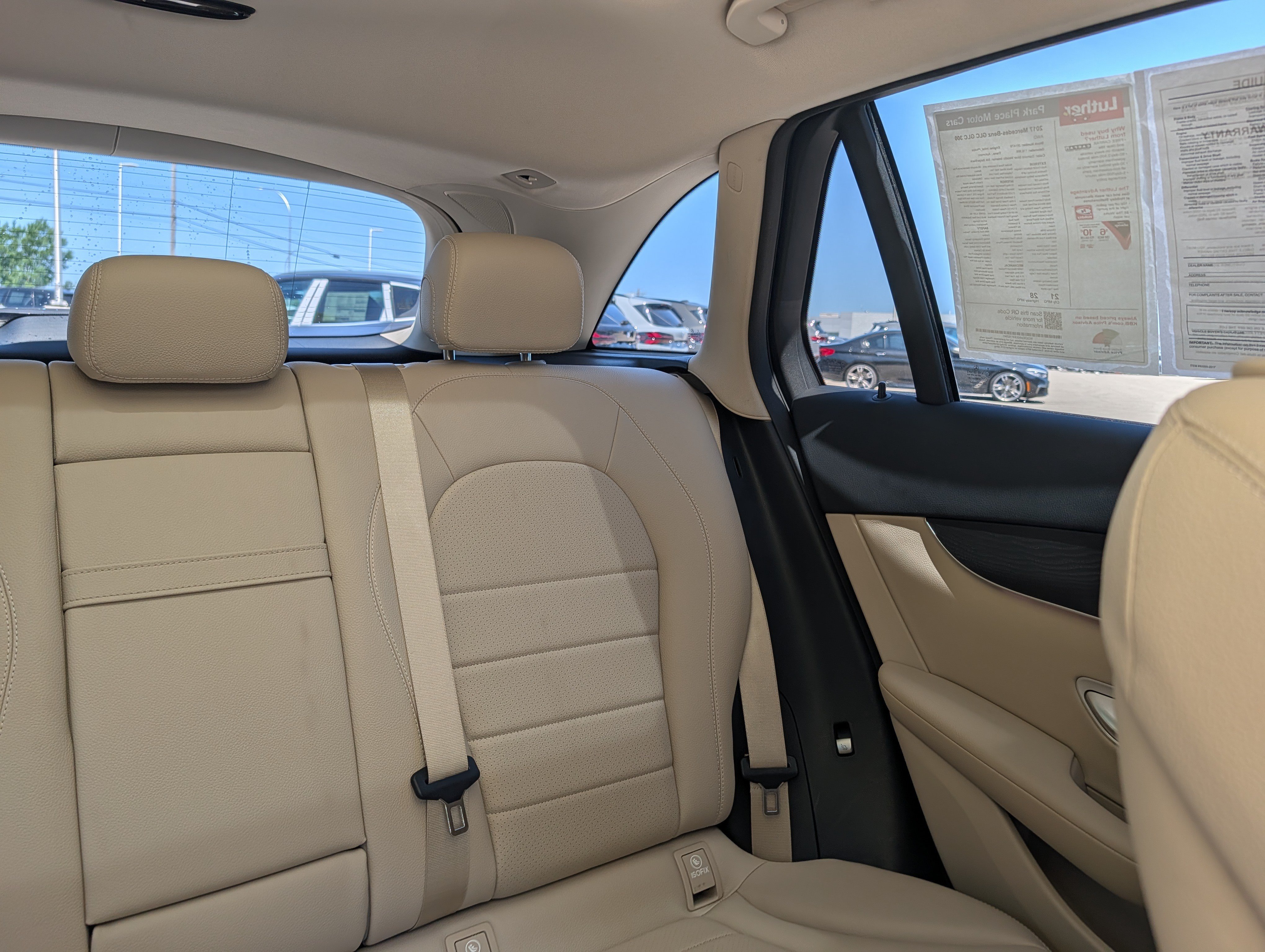 Used 2017 Mercedes-Benz GLC 300 4MATIC image 14
