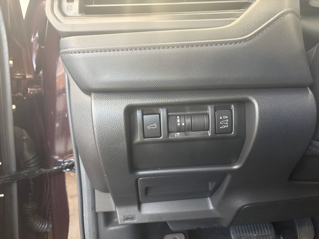 Certified 2026 Subaru Forester Premium AWD/4WD image 25