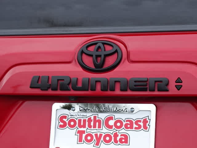 Used 2021 Toyota 4Runner SR5 Premium w/ Moonroof Package RWD image 11