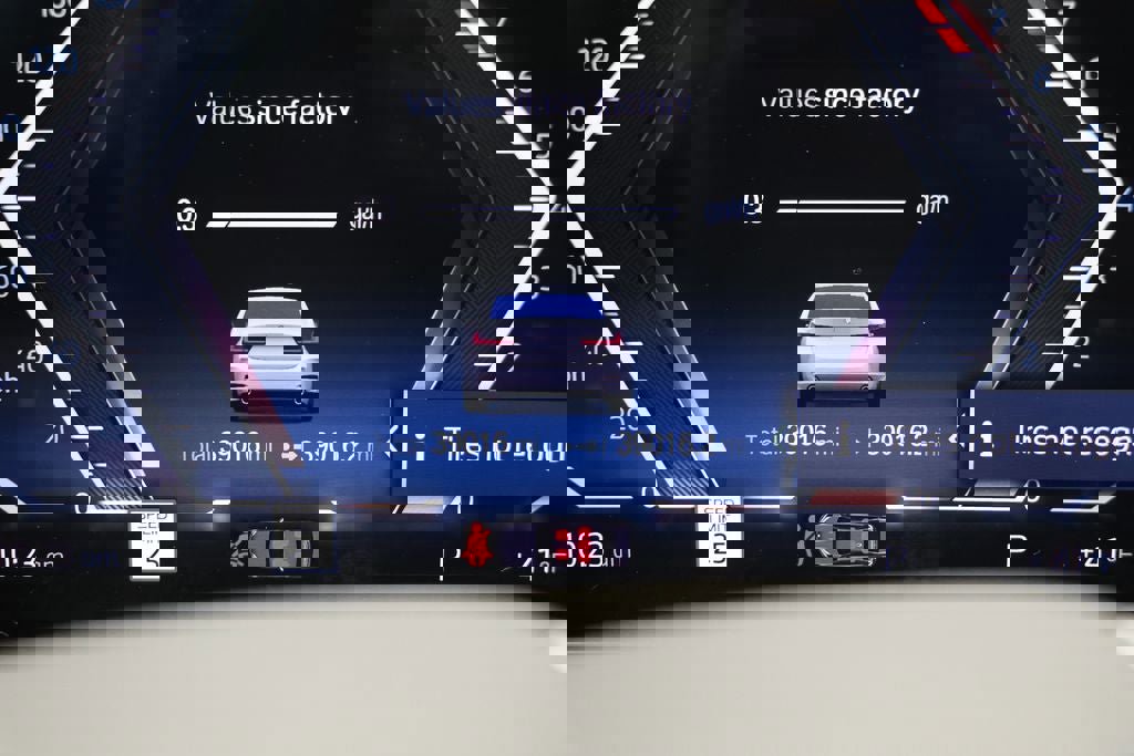 Used 2024 BMW 330i xDrive Sedan w/ Convenience Package image 22