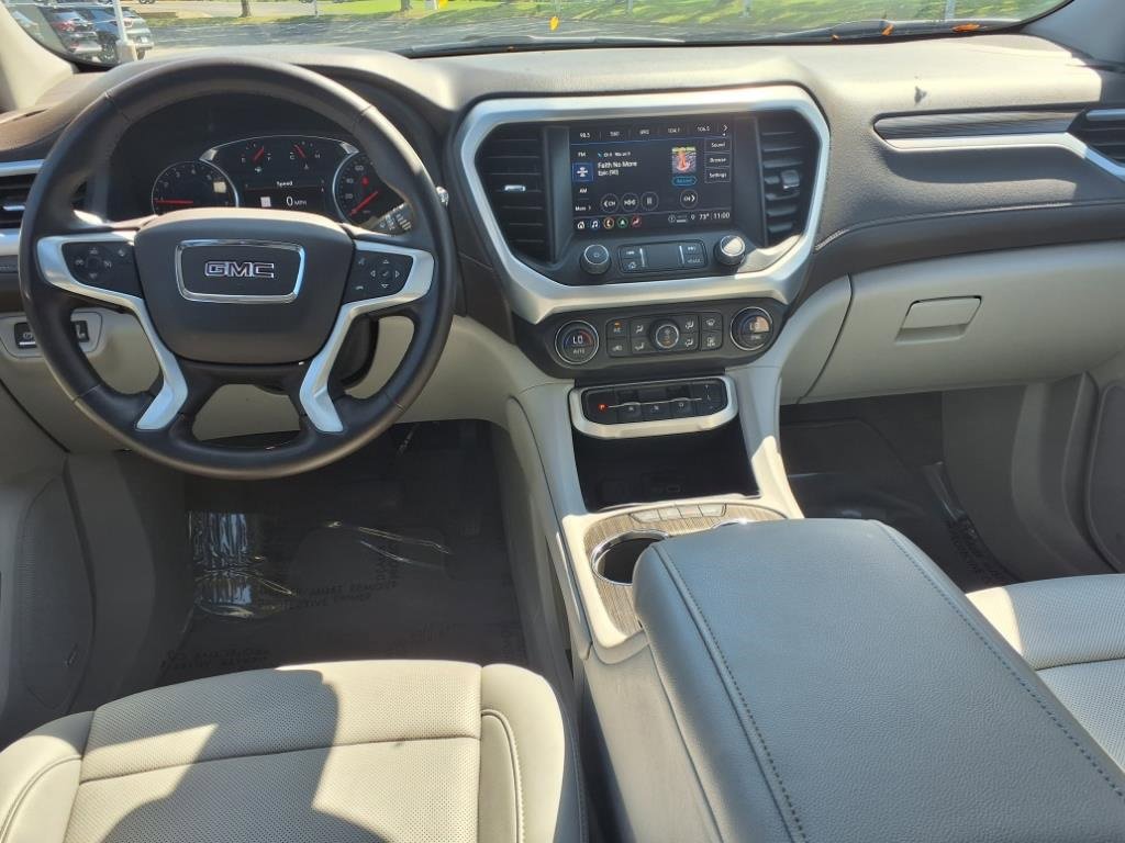 Certified 2023 GMC Acadia SLT image 9